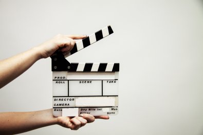 video-production-4223885_1920-1